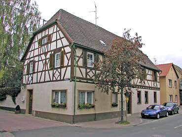 Haus Becker/Schoetter, Ecke Wormser Strasse - Mehlstrasse