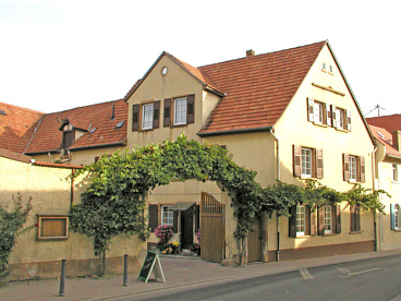 Gutshof (Haus Weber)